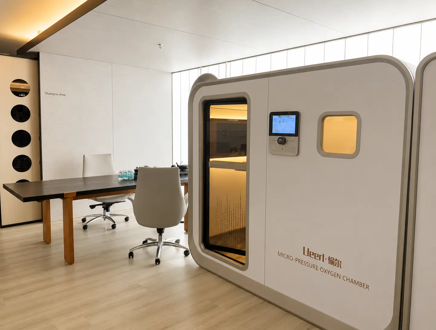 Ueerl room-style hyperbaric oxygen chamber installed in a professional health center