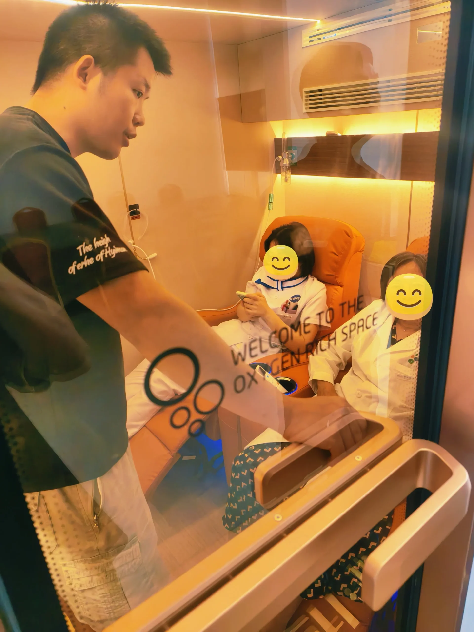 Hyperbaric oxygen chamber in a private home beauty wellness room