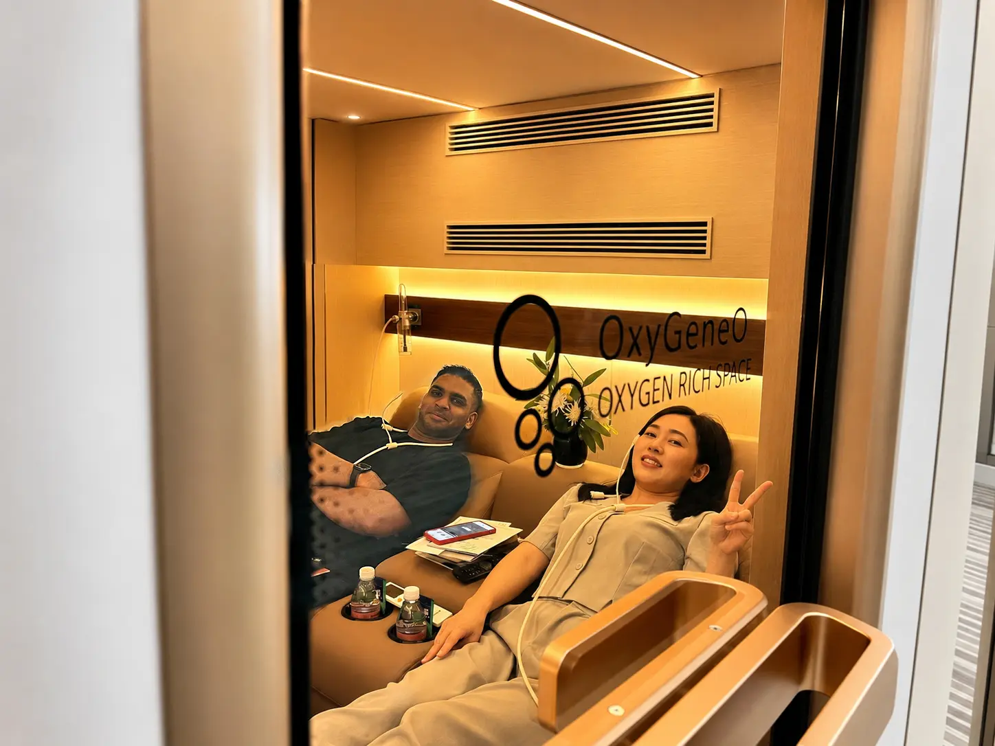 Ueerl hyperbaric oxygen chamber in a premium wellness retreat
