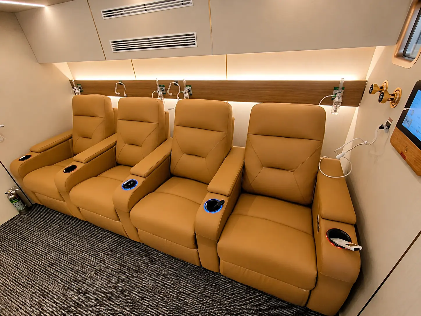 Spacious interior of the Ueerl V8 four-person room-style hyperbaric oxygen chamber