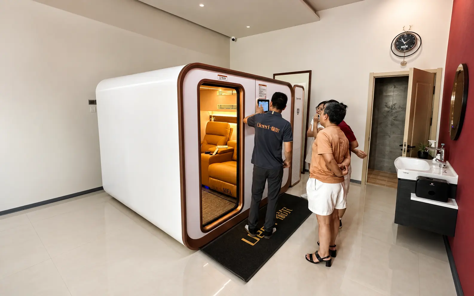 Ueerl modular hyperbaric oxygen chamber installed in a corporate office wellness room